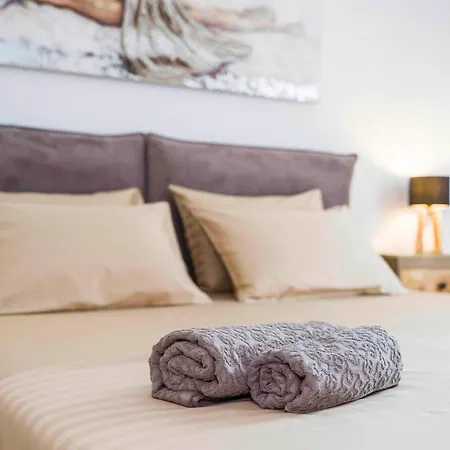 Alice Luxe Apartmán *